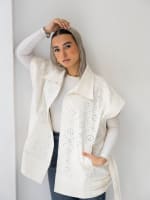 Broderie Anglaise vest