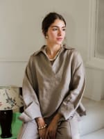 The soft glow top-cafe