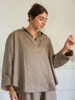 The soft glow top-cafe
