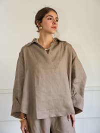 The soft glow top-cafe
