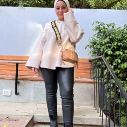 Miren top in beige 