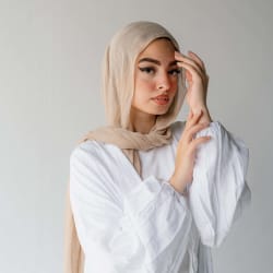 Flowy cardigan in white 