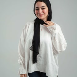 Basic top in white