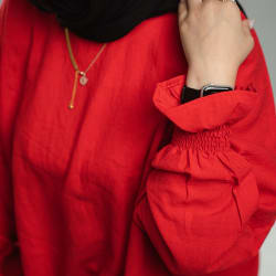 Basic top in red