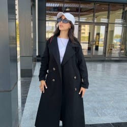 Long trench coat in black 