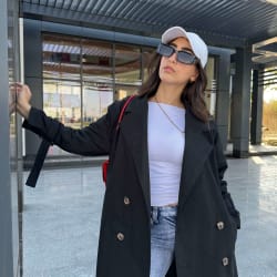 Long trench coat in black 