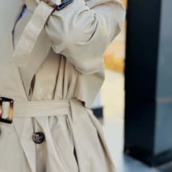 Long Trench coat in beige 