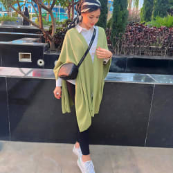Lissa cape in mint green