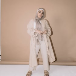 Flowy in latte 