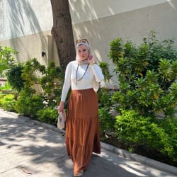 Flowy skirt- Brown