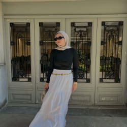 Flowy skirt -white 
