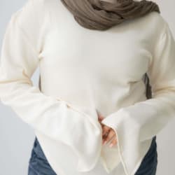 Everyday knit top- off white