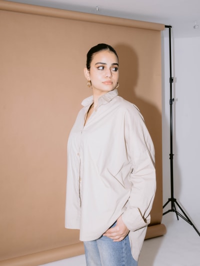 beige shirt
