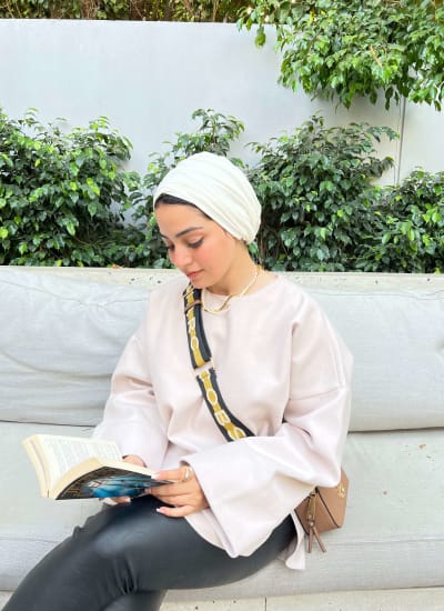 Miren top in beige  Image