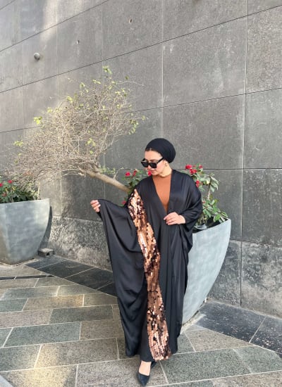 Arabic satin kaftan Image