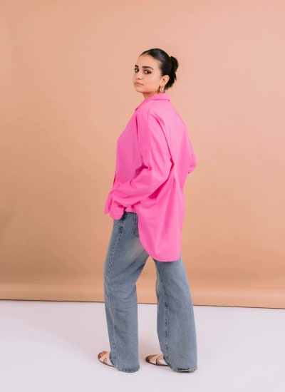 Pink shirt Image