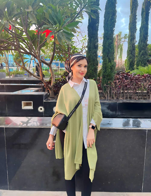 Lissa cape in mint green