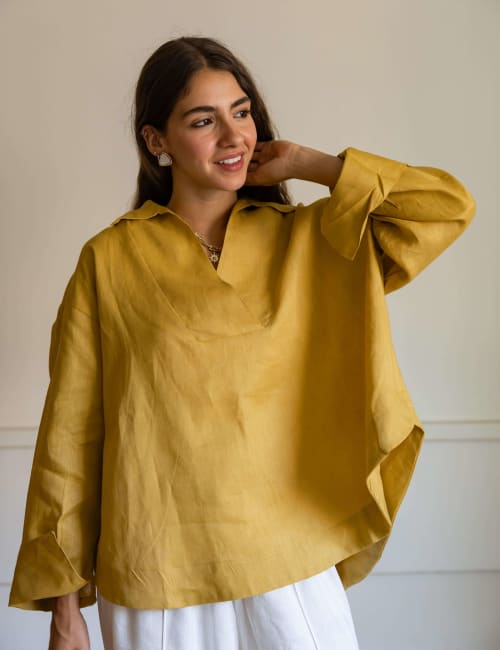 The soft glow top-mustard