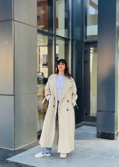 Long Trench coat in beige 