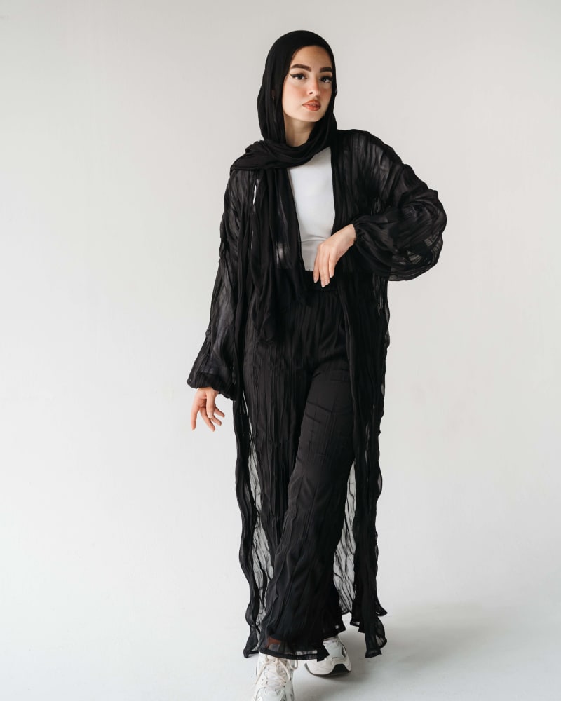 Chiffon Pleated kimono in black 