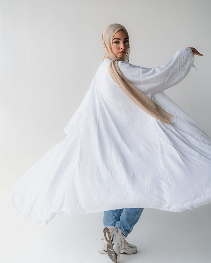 Flowy cardigan in white 