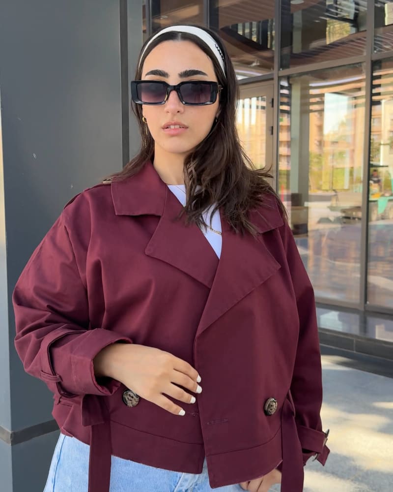 Cropped coat in burgundy 