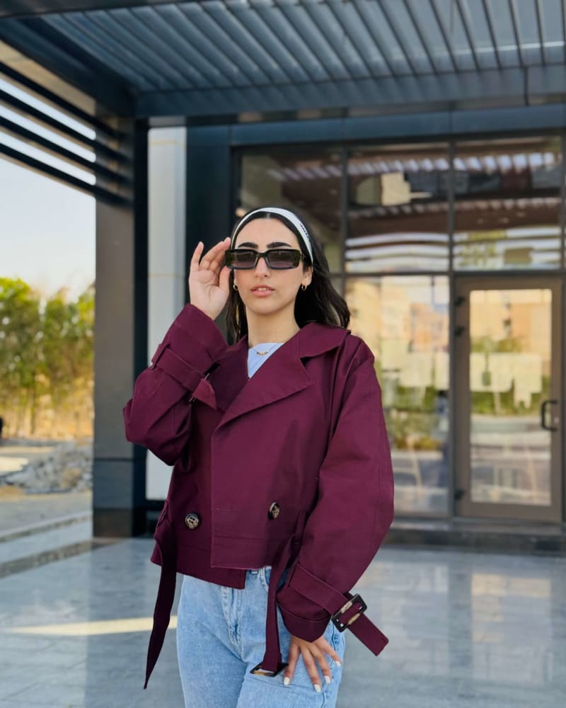 Cropped coat in burgundy 
