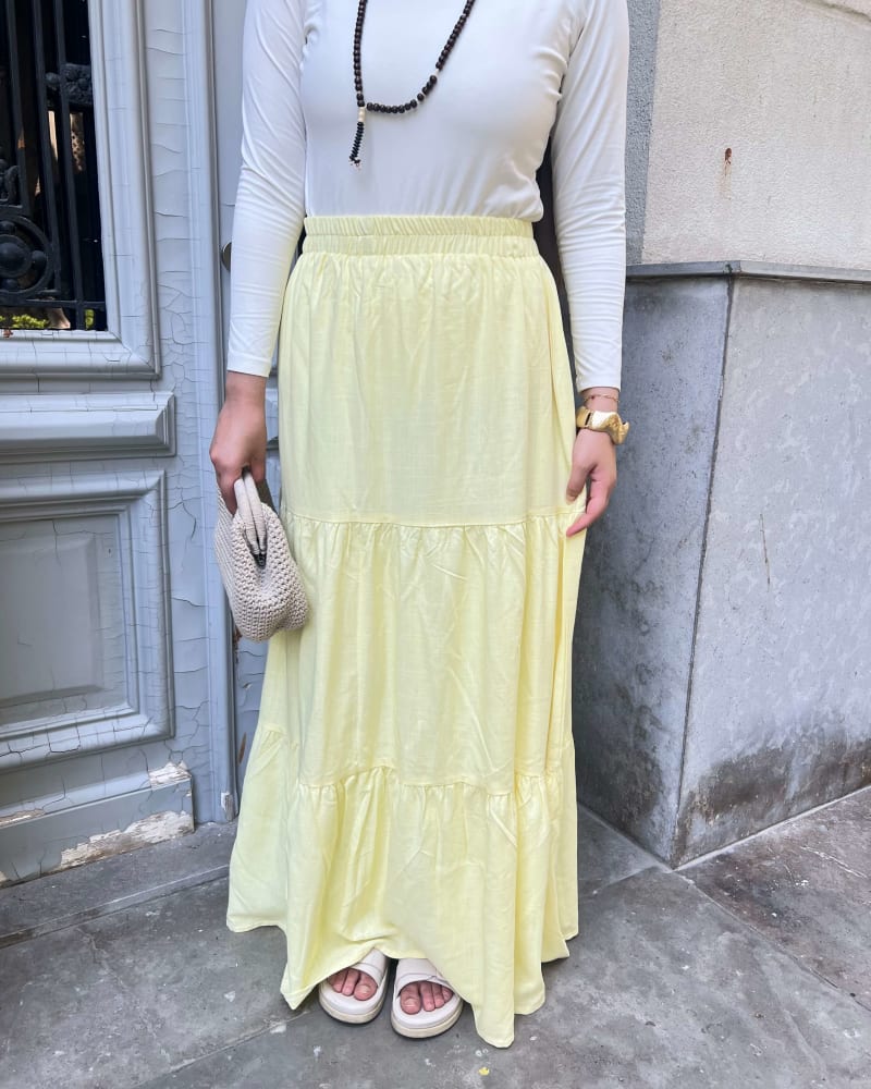 Flowy skirt- Butter yellow