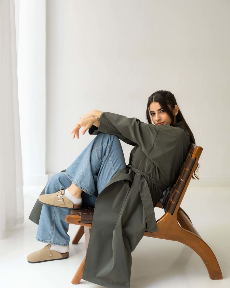 The waterproof coat-olive