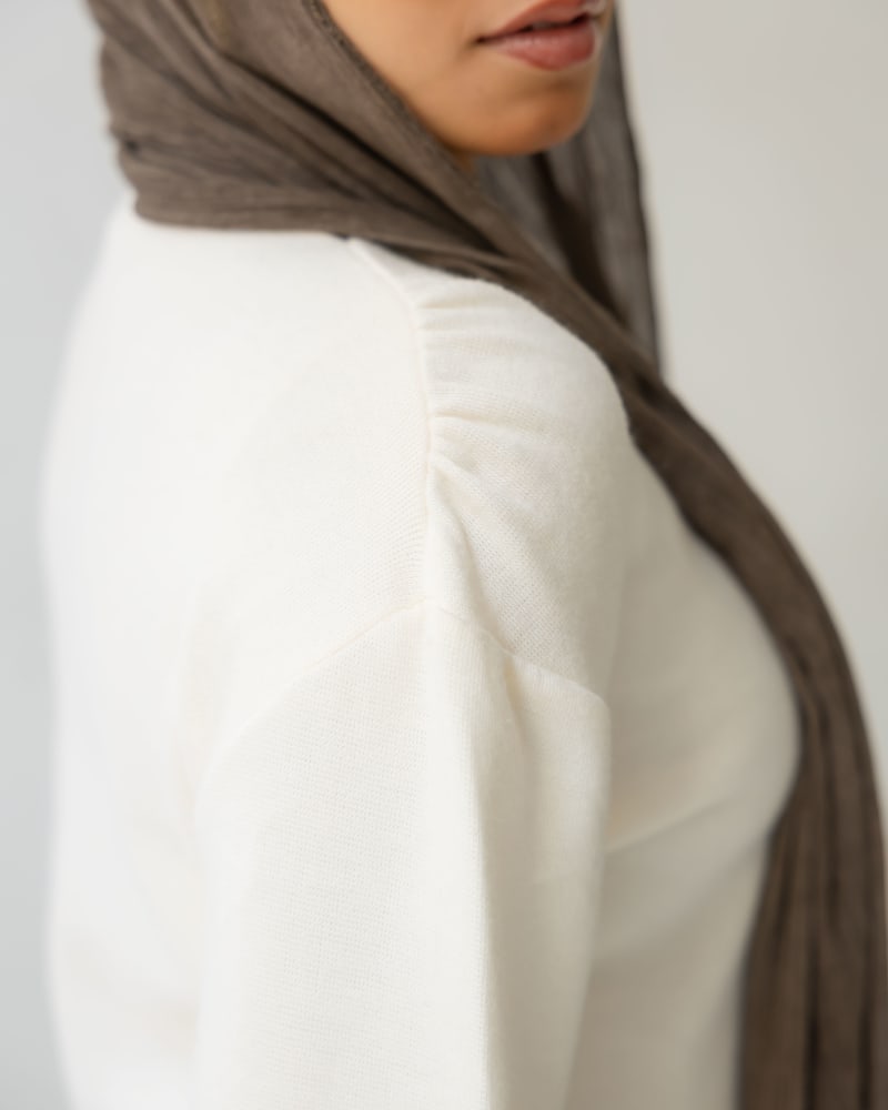 Everyday knit top- off white