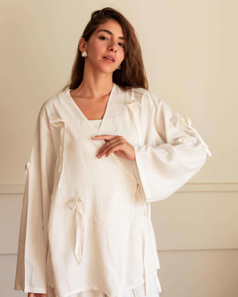 The ribbon blouse - white 
