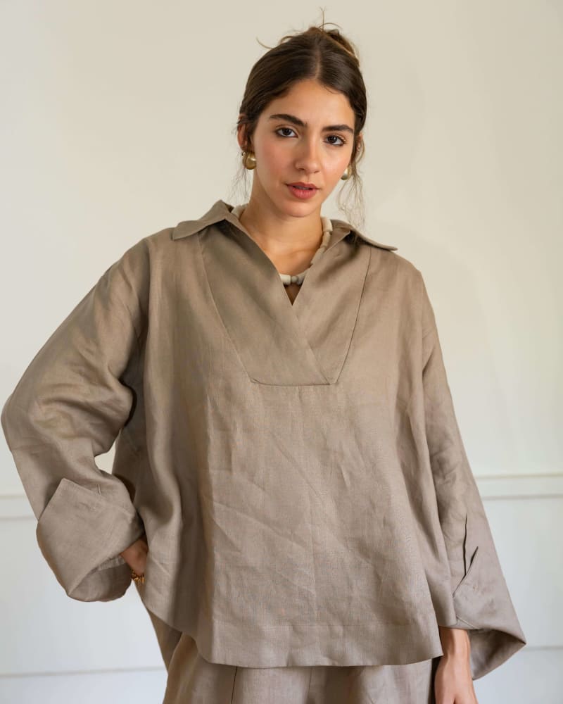 The soft glow top-cafe