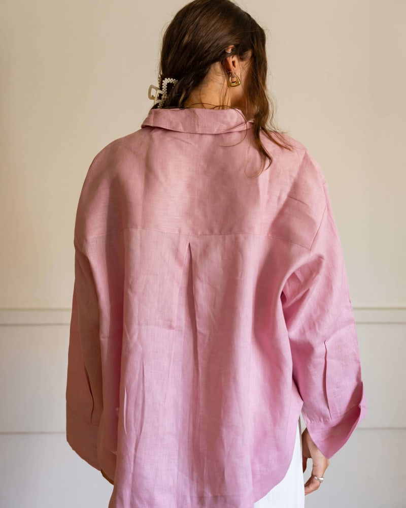 The soft glow top-pink