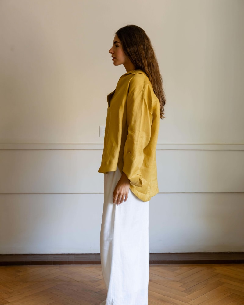 The soft glow top-mustard