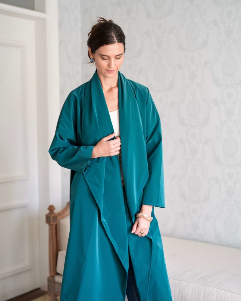 The waterproof coat-Petroleum 