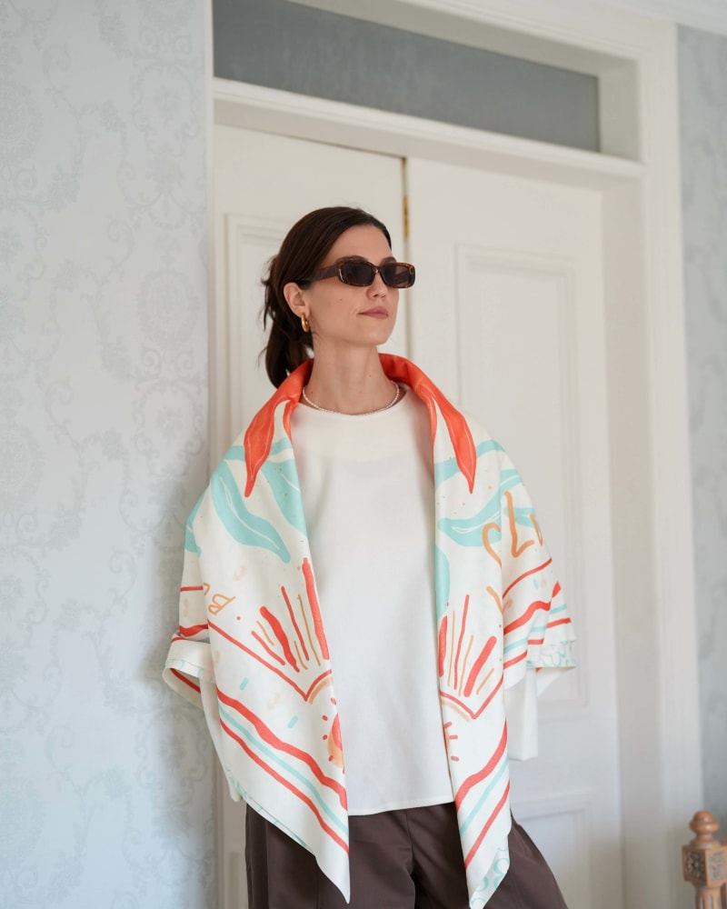Sunlight scarf