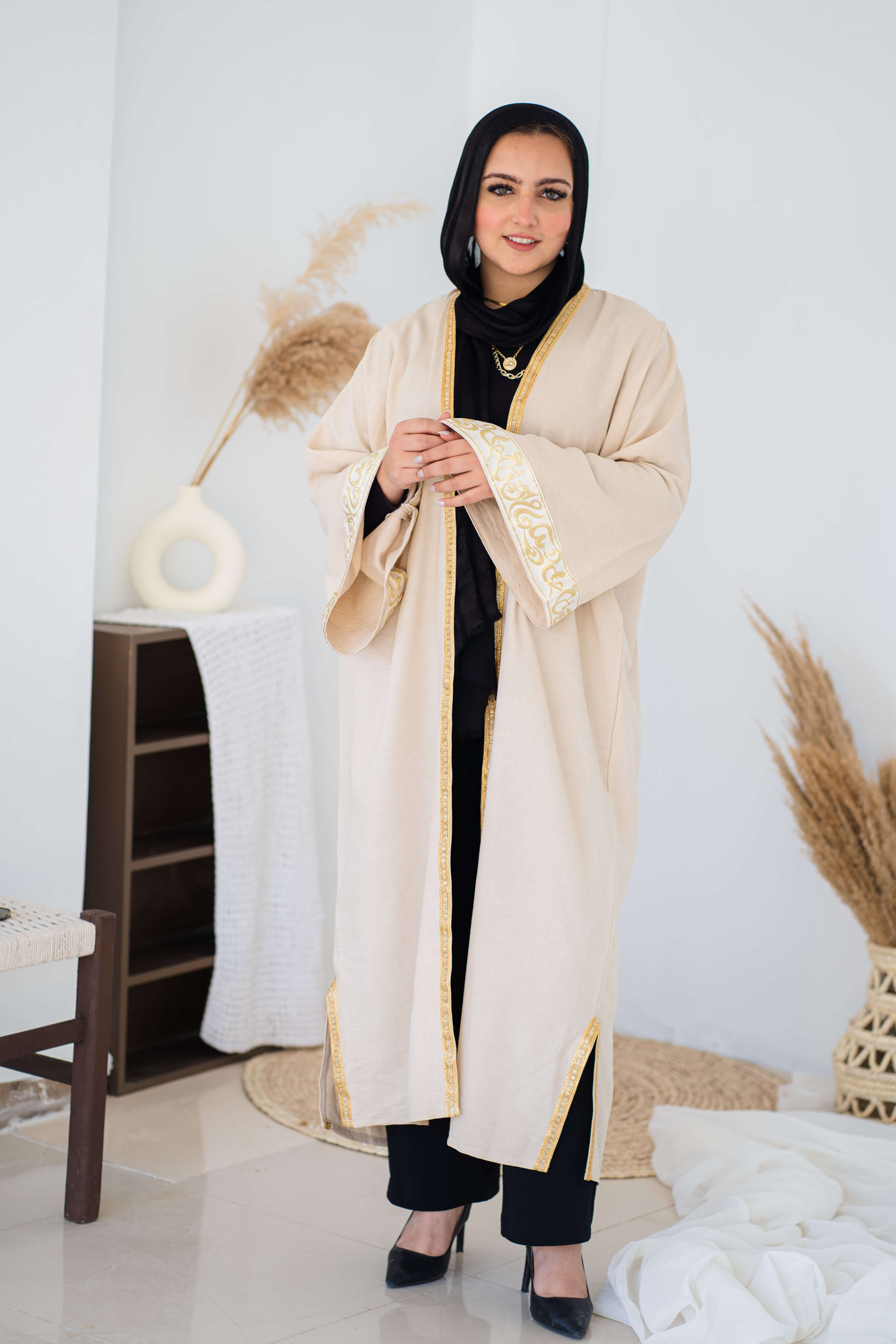  calligraphy kaftan in beige  Image