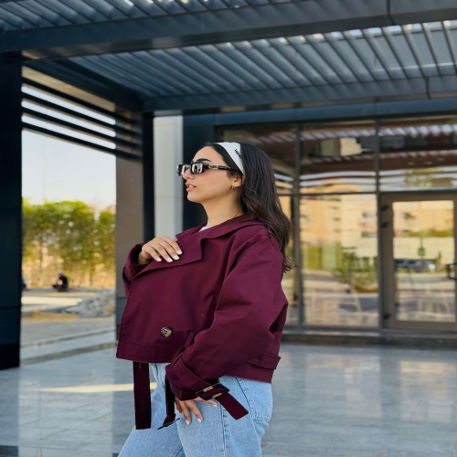 Cropped coat in burgundy 