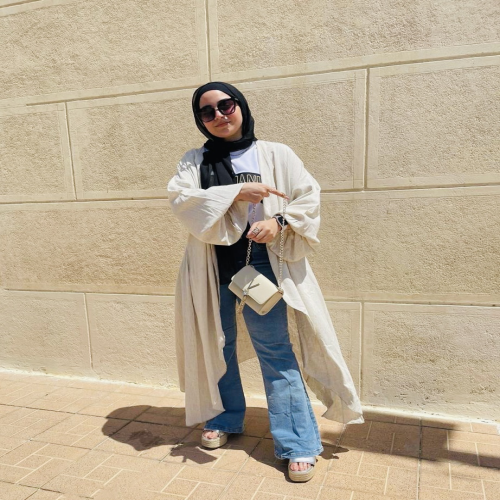 Flowy cardigan in beige 