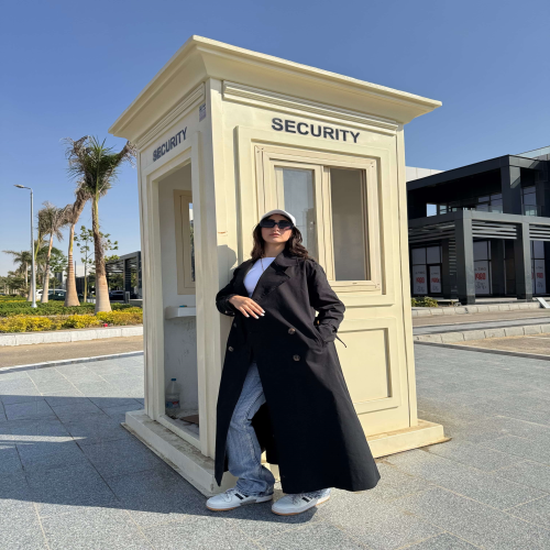 Long trench coat in black 