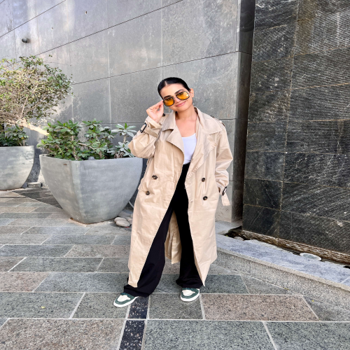 Long Trench coat in beige 